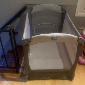 hey im selling this playpin its cleanedno rip or sractches message if interested